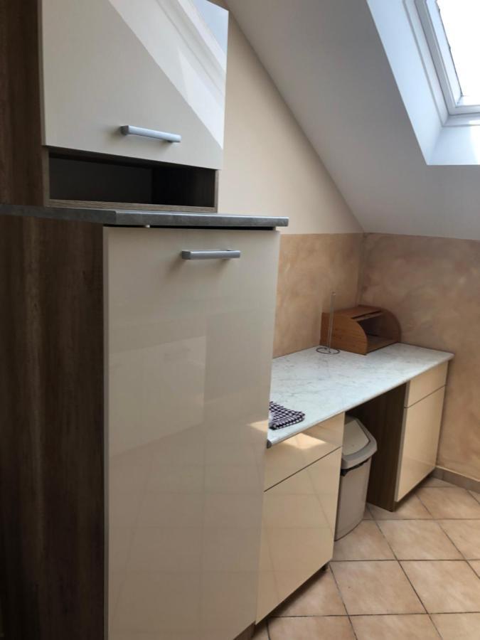 Tulipan Vendeghaz Apartment Hajduszoboszlo Bagian luar foto