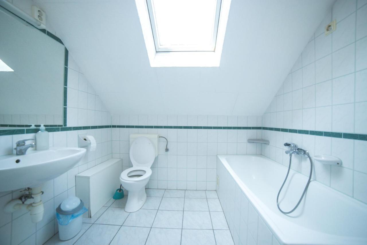 Tulipan Vendeghaz Apartment Hajduszoboszlo Bagian luar foto